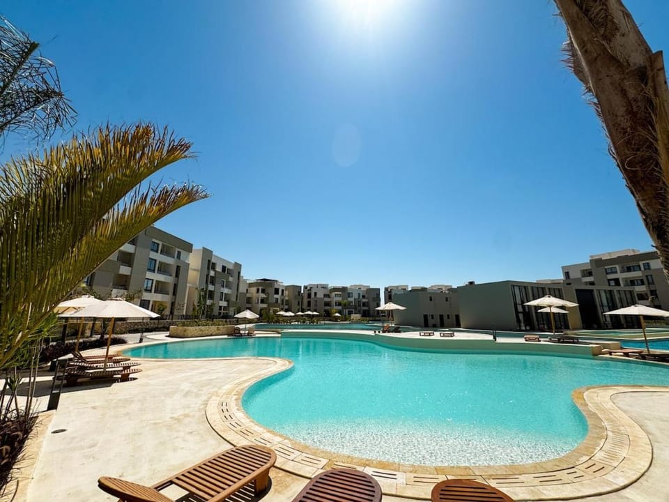 3BDR Ground Garden Chalet Zahra l Sidi Abd El Rahman Apartment in Egypt