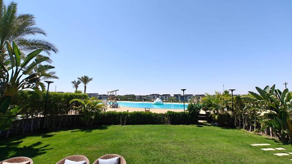 swanlake north House in Egypt