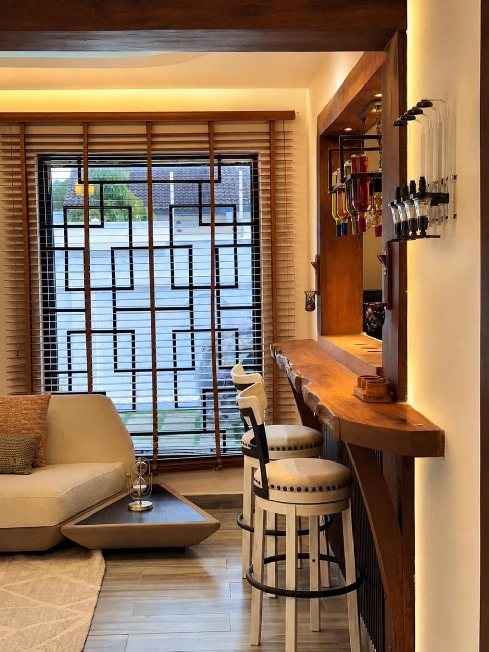 Living room, Seating area