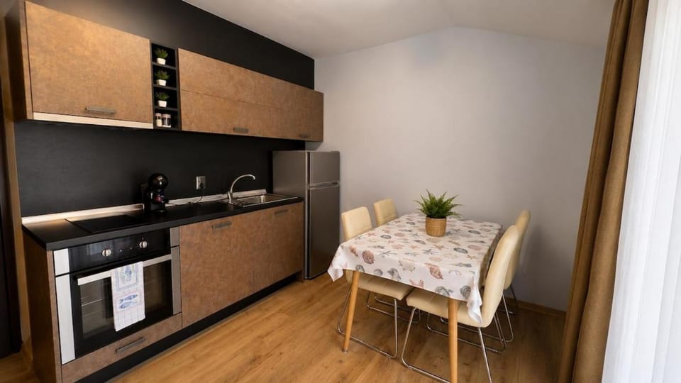 Cozy 1BR w/ Terrace, Free Parking & BBQ Garden Apartment in Varna
