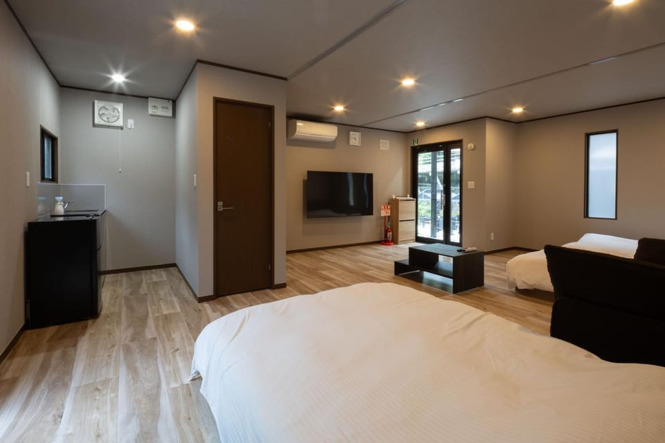 Bed, Photo of the whole room, Bedroom, air conditioner