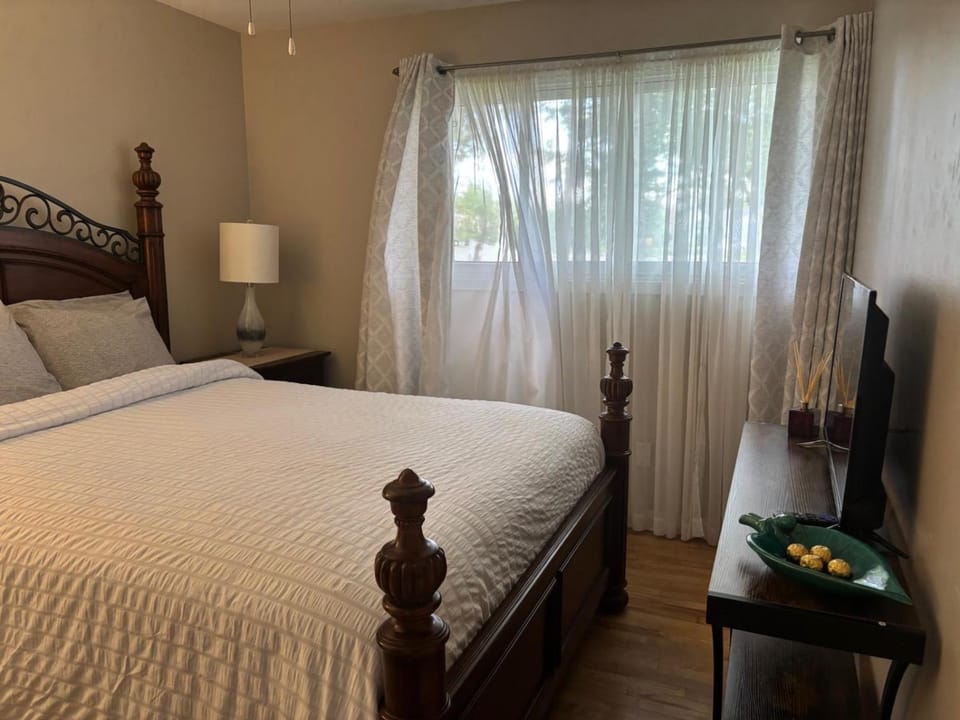 Three Pines Private Bedroom Suite Bed and Breakfast in Moncton