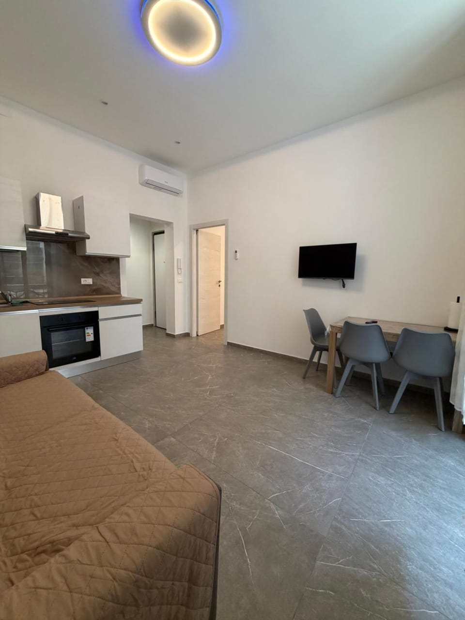 Appartamento Blue&Red Apartment in Savona