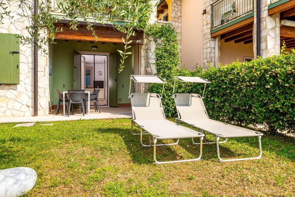 Patio, Garden, Garden view