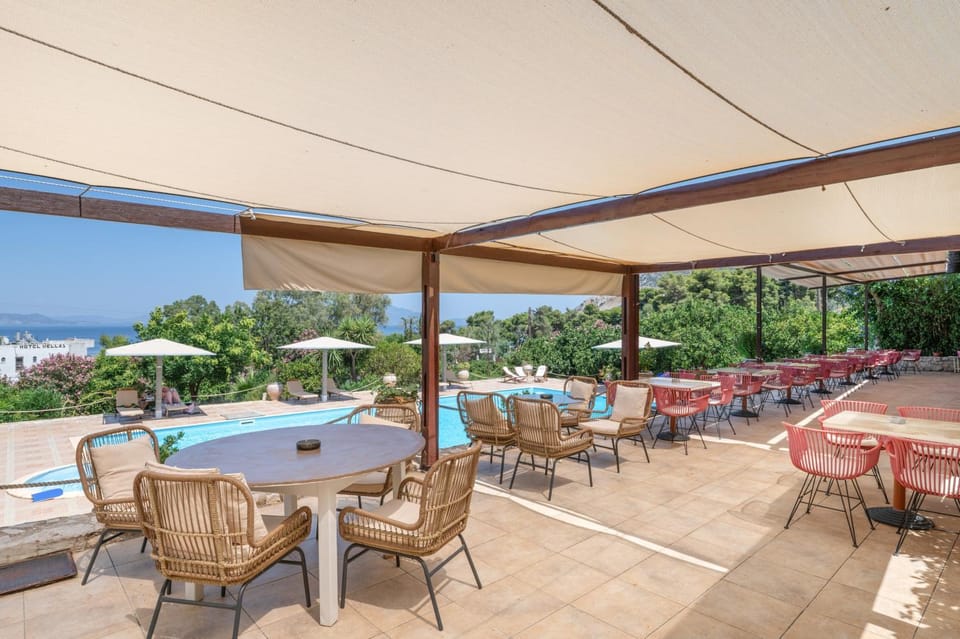 Hotel Aristotelis Bed and Breakfast in Argolis, Greece