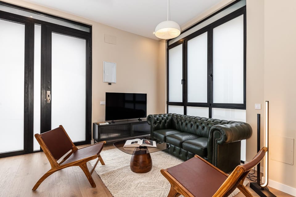 Waou Essence II Tetuán - Corta Duración Apartment in Madrid