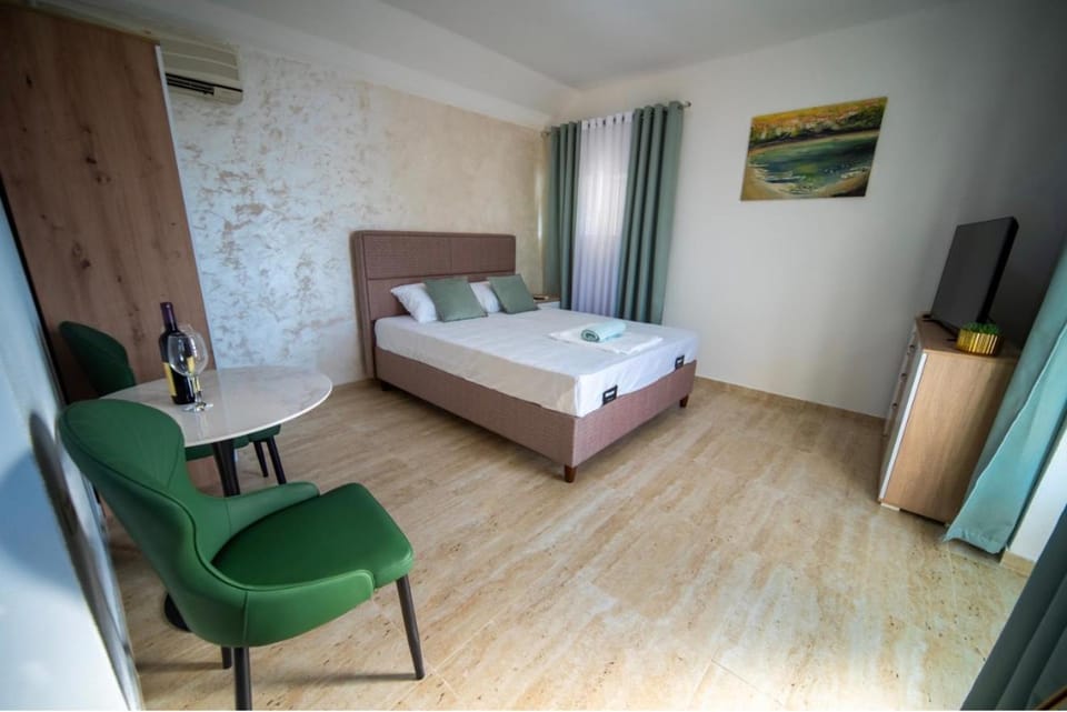 The Best Lake View Studios Borisic Apartment in Podgorica Municipality, Montenegro