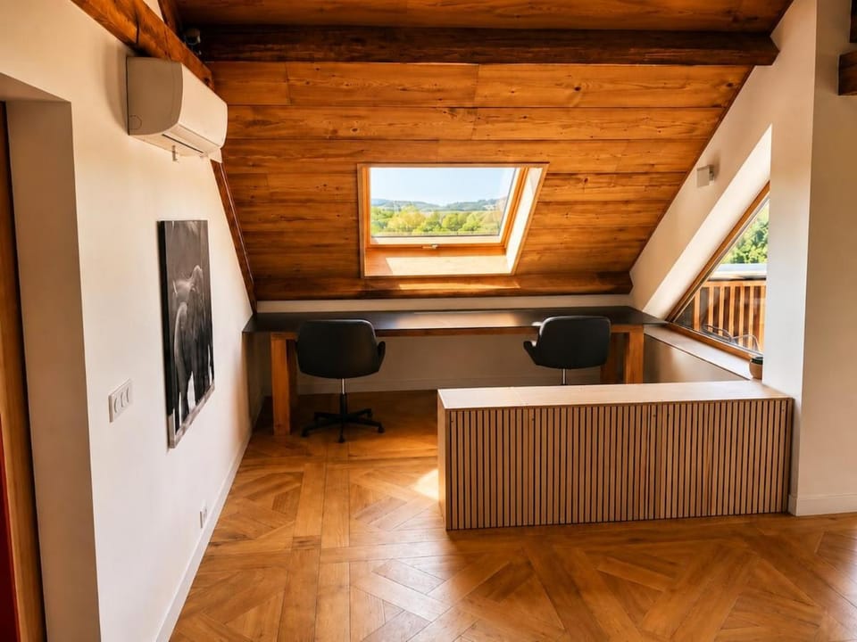 Appartement à Annecy avec piscine privée Apartment in Haute-Savoie