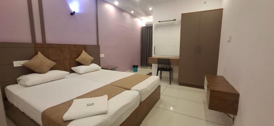 Aashi's Inn Hotel in Alappuzha