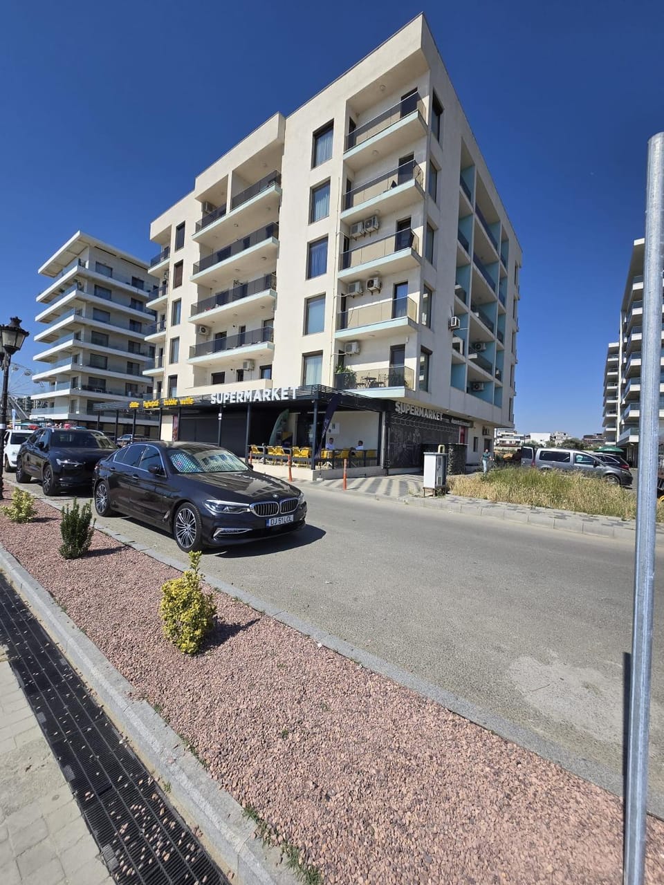 Superb Sea Side Apartment - Promenada Mamaia Nord la 2 pasi de plaja Apartment in Constanța County