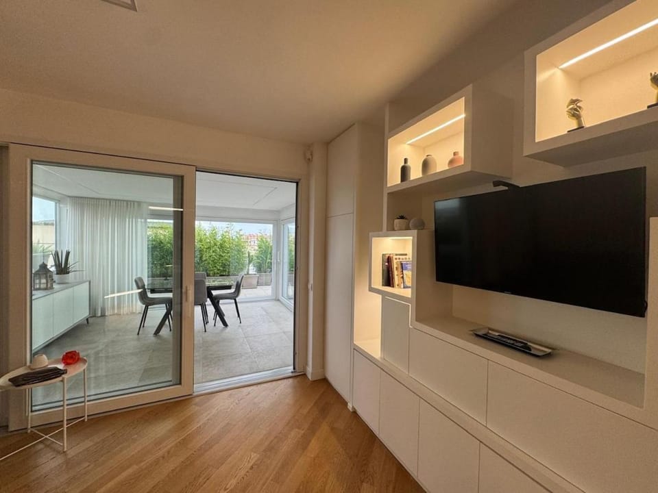 Sky Terrace Escape in Rome Apartment in Rome