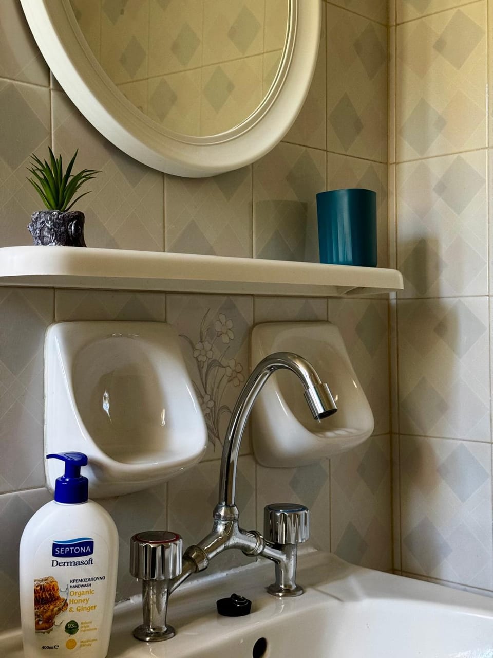 Karfas Hideaway Apartment in Decentralized Administration of the Aegean