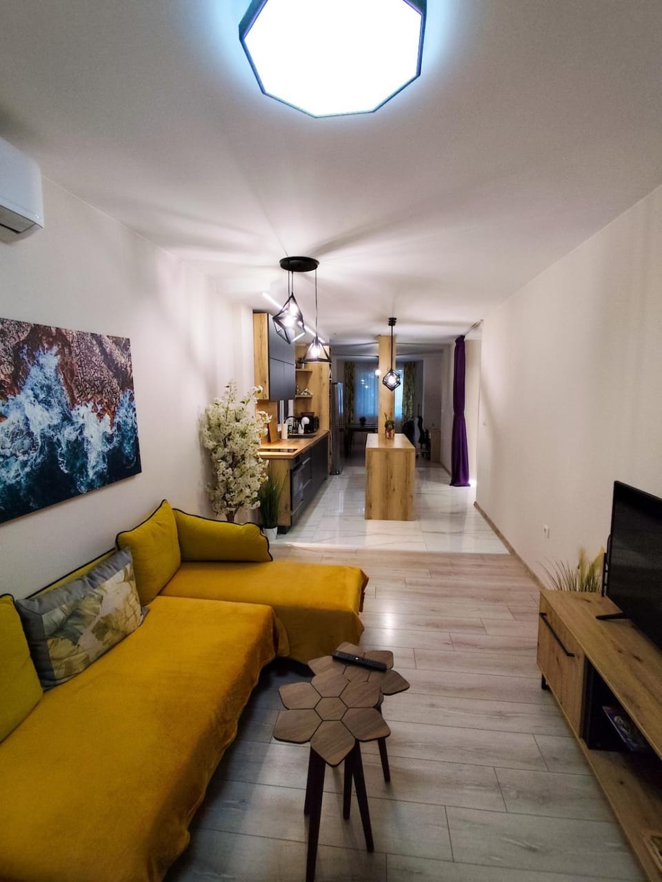 Three-room apartment in the center of Varna Apartment in Varna