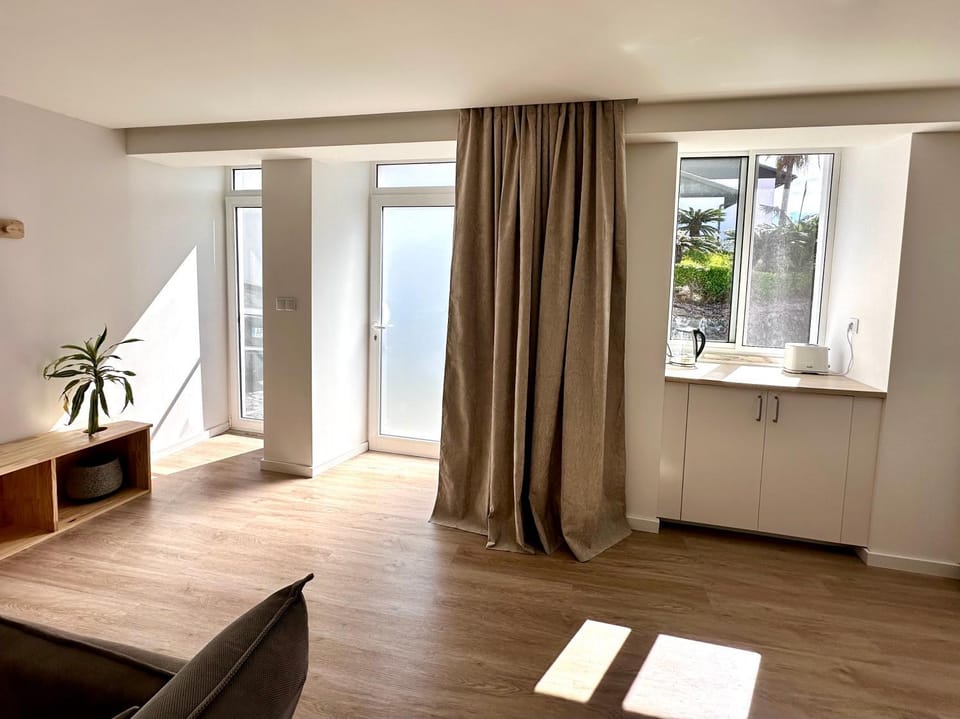 UpTown Apartments Apartment in Azores District