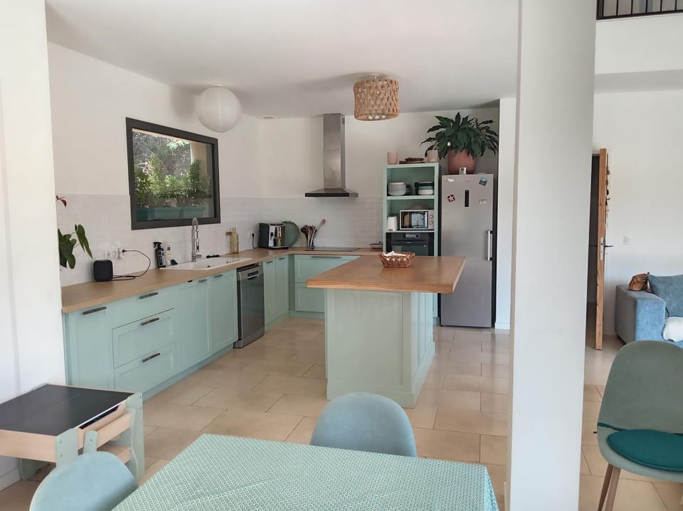 Villa 4 chambres à Aix 8 personnes et 2 bébés Villa in Aix-en-Provence