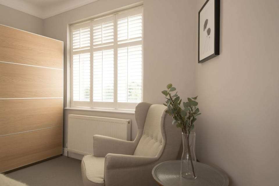 MV1 - Elegant Top-Floor Apartment in Maida Vale Apartment in City of Westminster