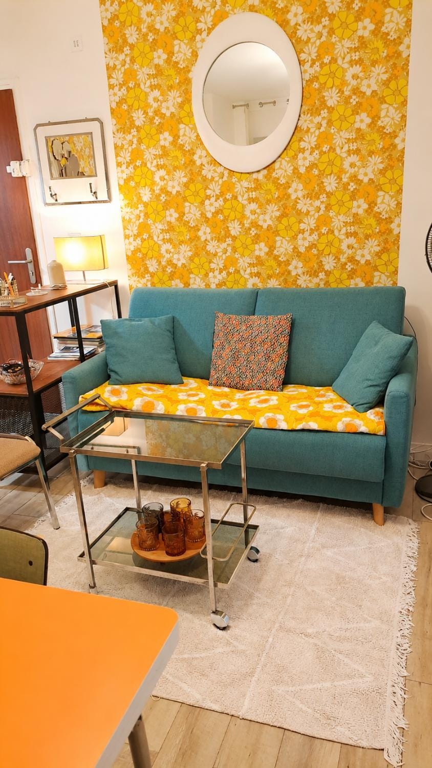 Appartement T2 déco 70's rénové à 300m de la plage Apartment in Argeles-sur-Mer