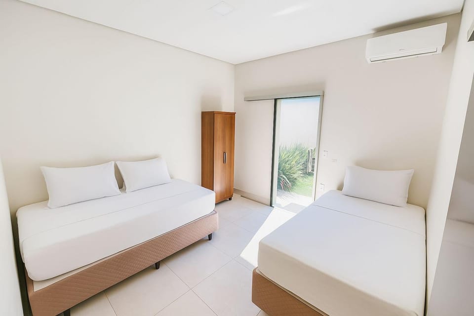 Acasasparadisiaca, Casa Completa com Sauna, Ofurô Quente e Piscina Quente Roupa de Cama Incluso e Máquina de Lavar Aceitamos PET PARCELAMOS ATÉ 18x no Cartão De Crédito Sem Juros House in State of Goiás