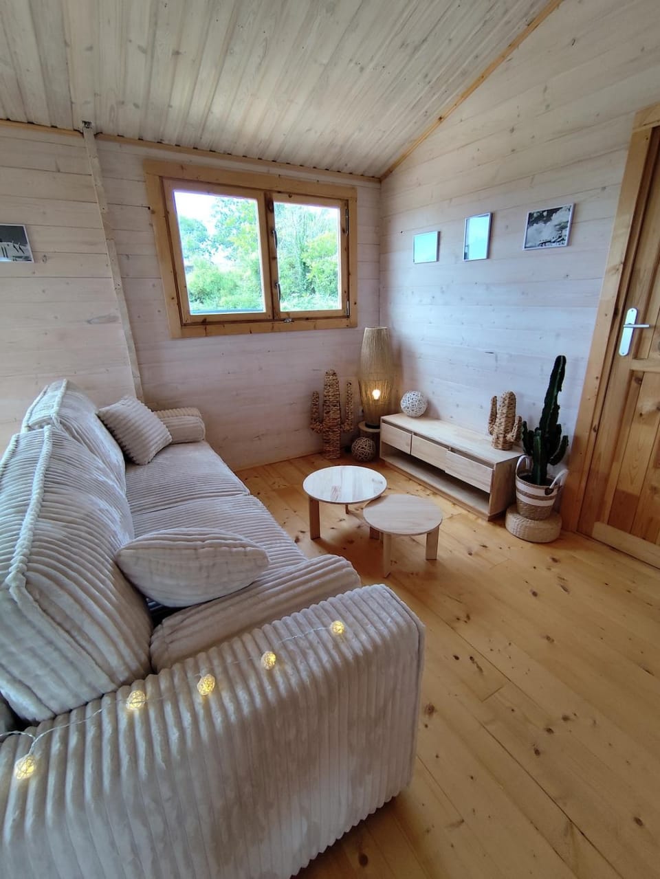 Le chalet d'Agathe Chalet in Provence