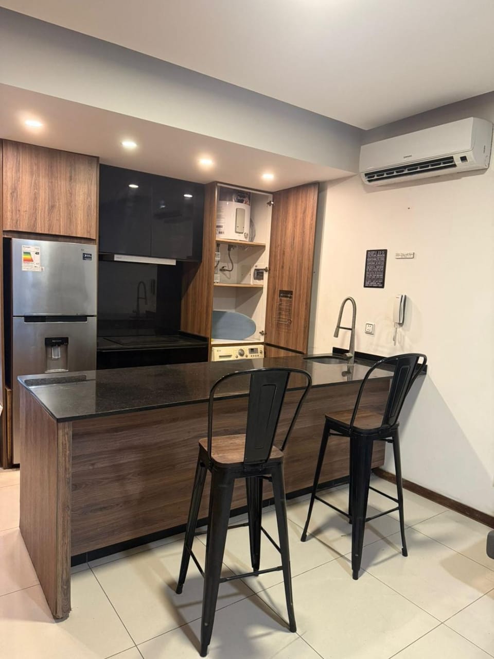 Communal kitchen, kitchen