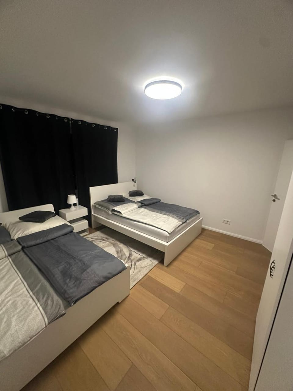 Riverfront Central Apartment Apartment in Vienna