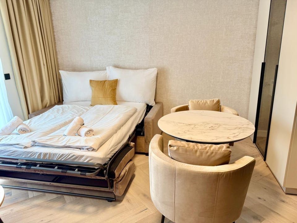 Luxury Apartment with Balcony LEGRAND Apartment in Vienna