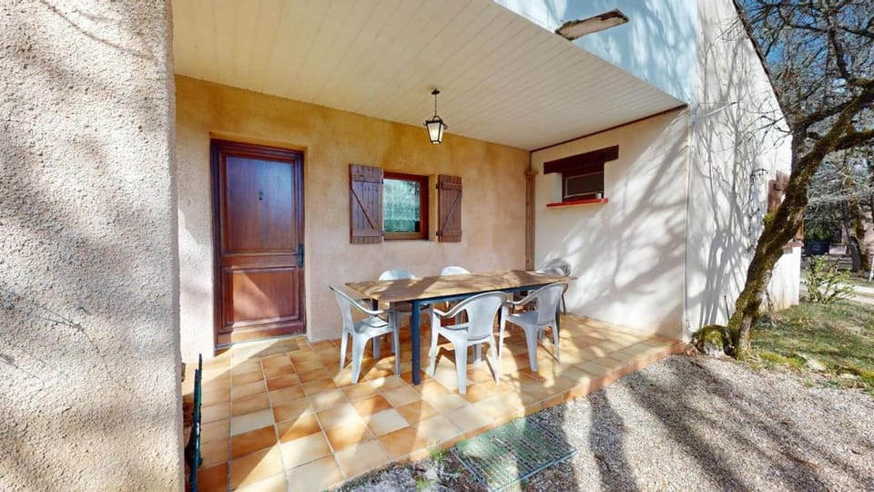 Gîte climatisé au calme de 8 personnes House in Occitanie