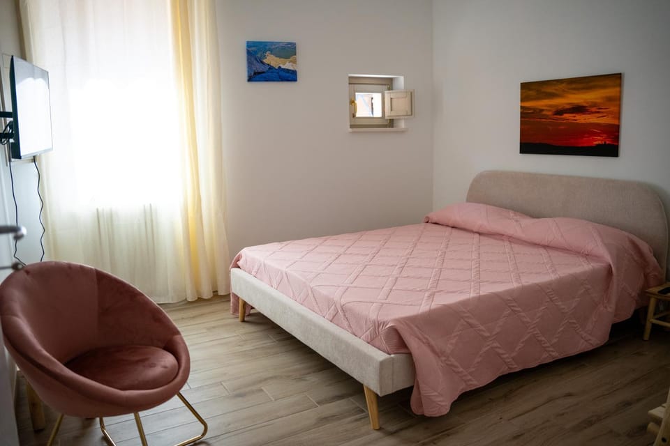 99 Rooms House in L'Aquila