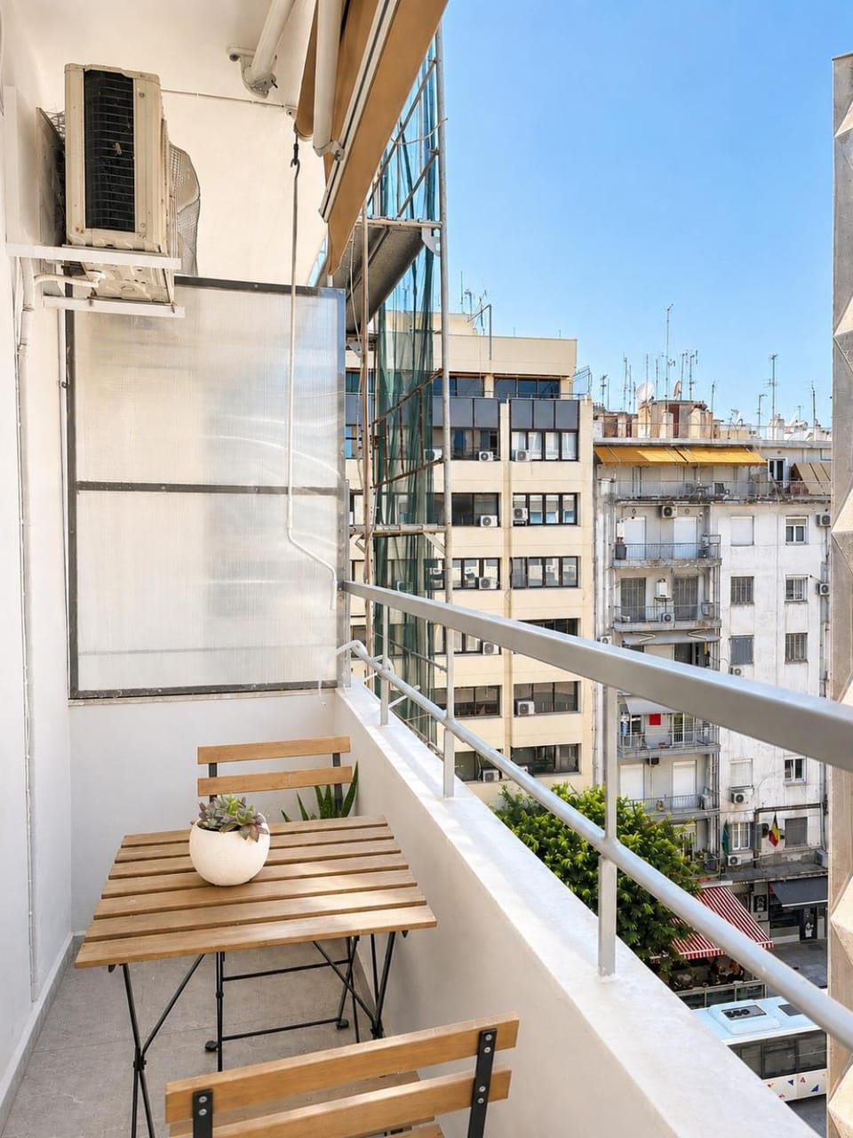 Stylish 1BR Apartment in City Center, Buka Hospitality Apartment in Thessaloniki