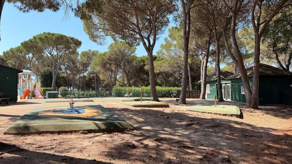 F1 climatisé avec piscine Apartment in Saint-Raphael