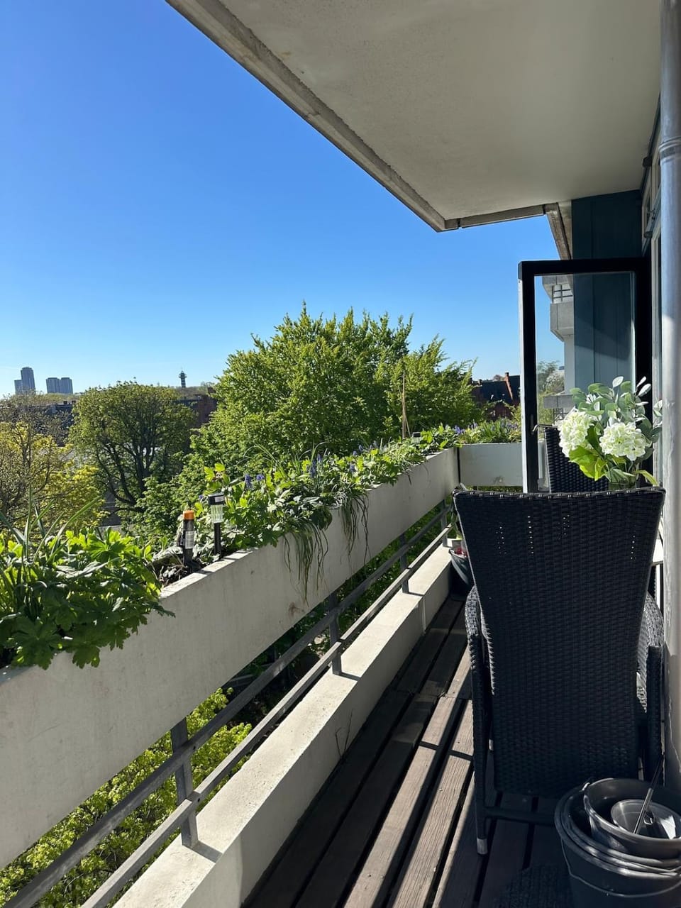 Lovely Flat Private parking space Apartment in Frederiksberg