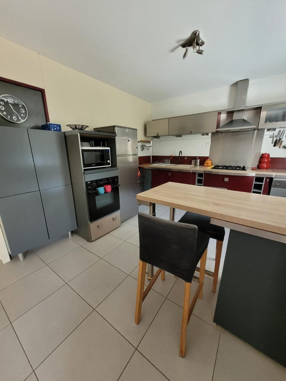 Kitchen or kitchenette, Dining area, dishwasher, oven, stove