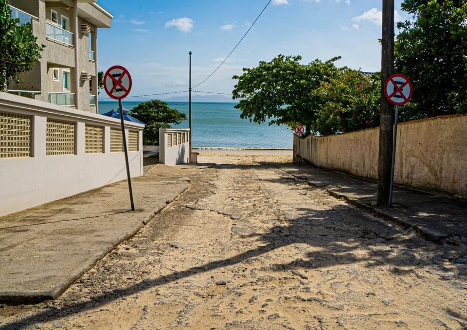 Beach, Street view