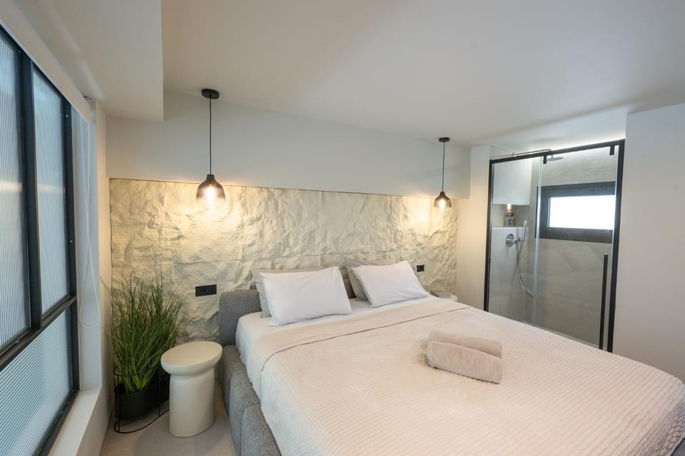 NOMA Suites Apartment in Messenia