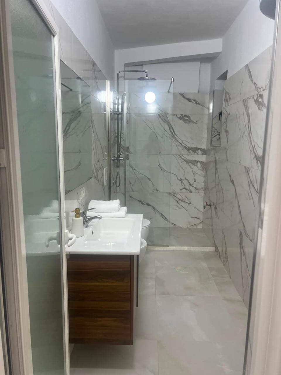 Lika Apartment Mali i Robit Apartment in Tirana County, Albania