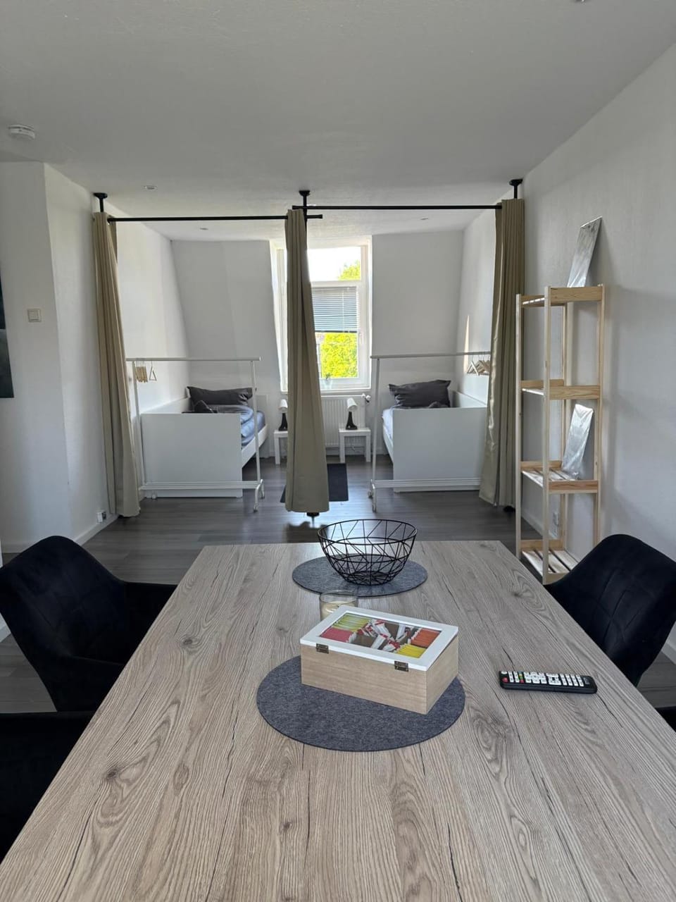 Photo of the whole room, Dining area, Bedroom