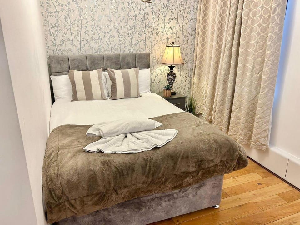 Hyde Park Corner Family House Apartment in City of Westminster