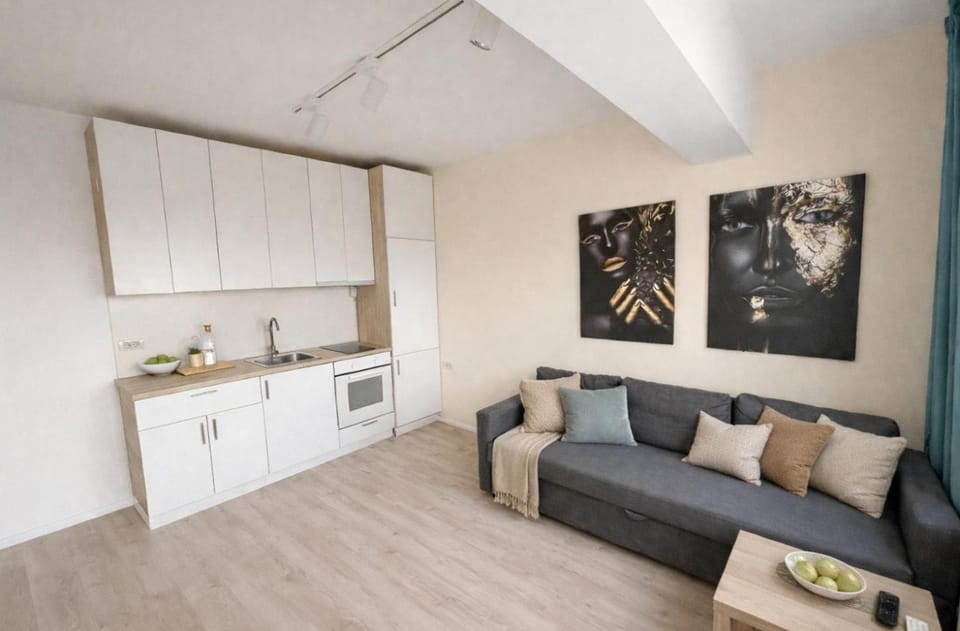 Modern Nest Apartment in Bucharest