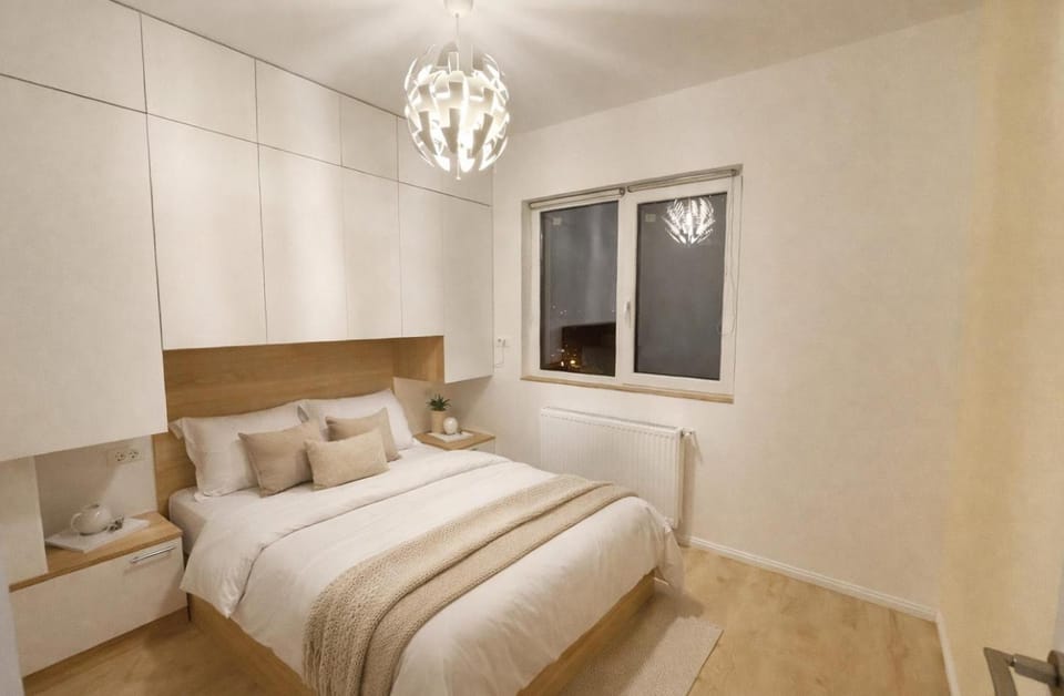 Cool Corner Apartment in Bucharest
