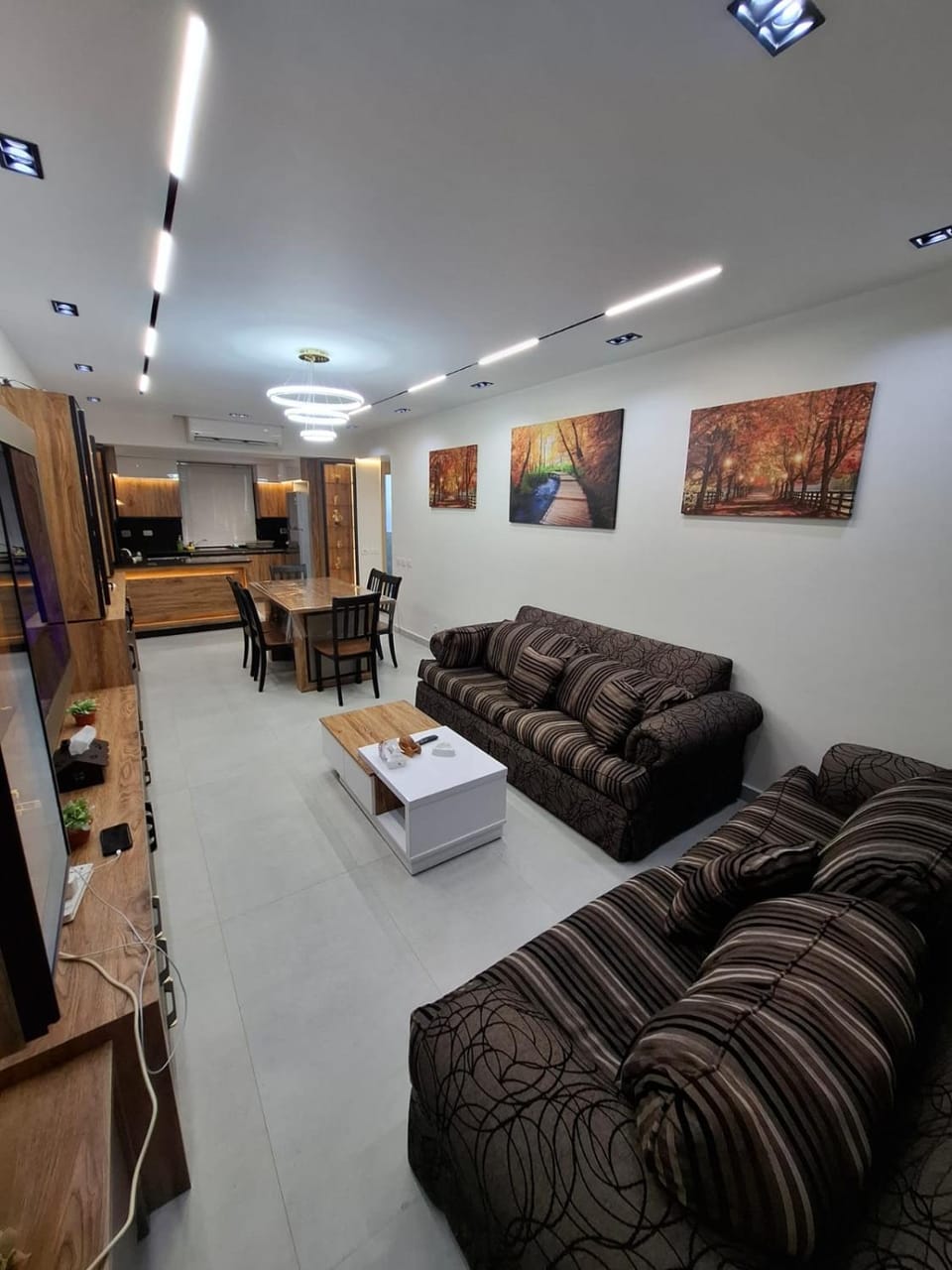 Living room, Dining area