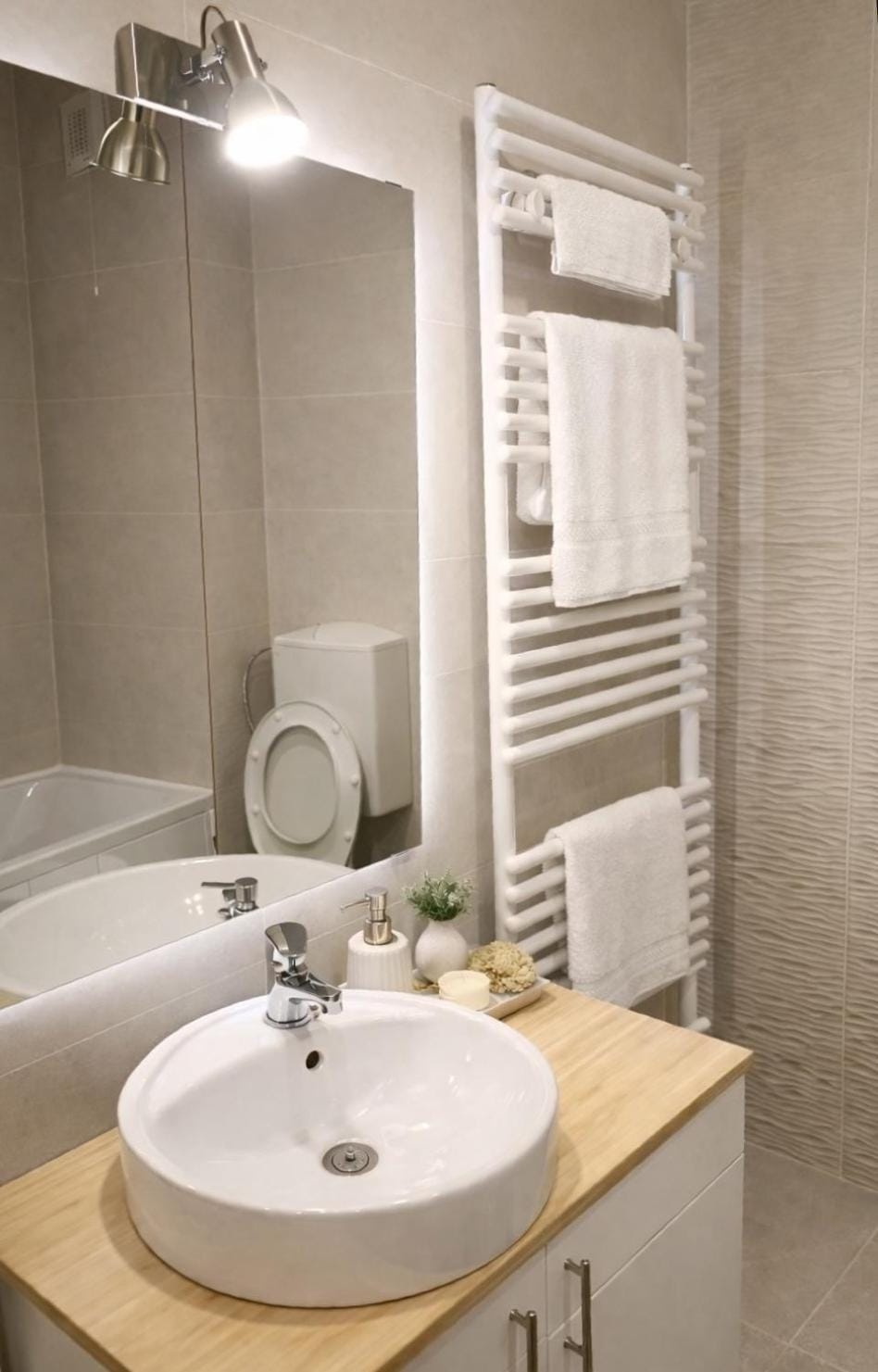 Central Plaza Apartment in Bucharest