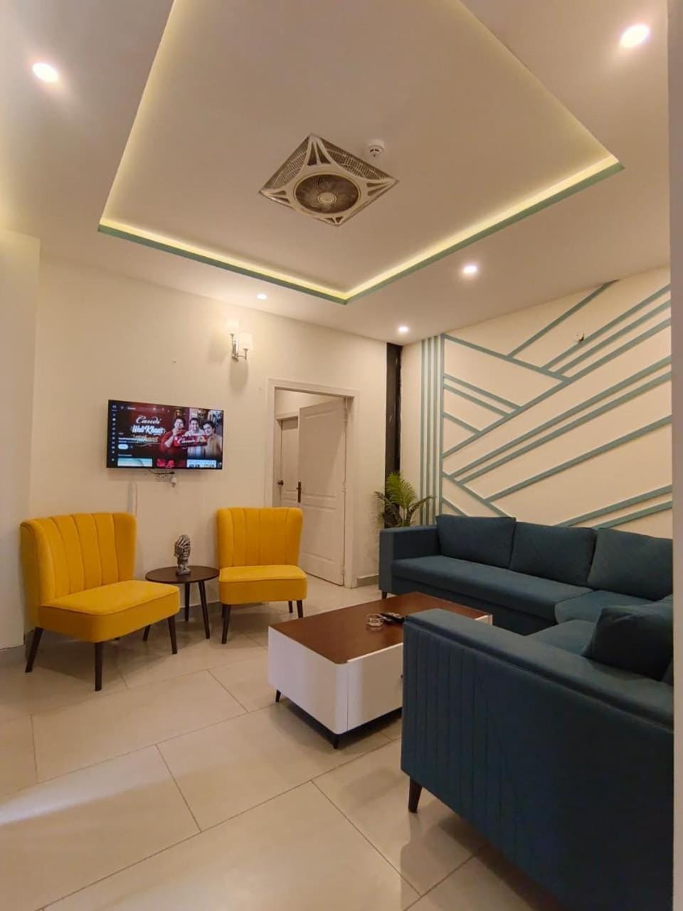 Communal lounge/ TV room, TV and multimedia