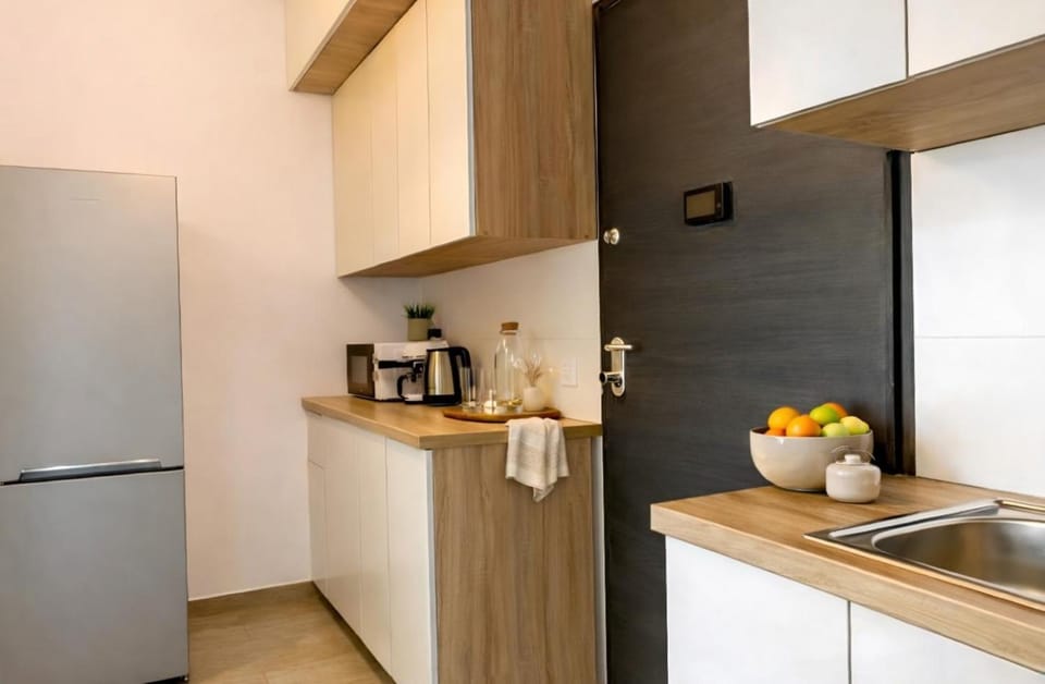 City Gateway Apartment in Bucharest