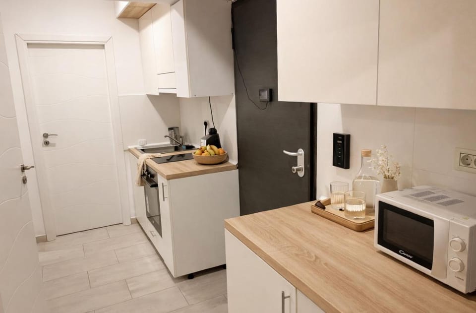 Modern Plaza Apartment in Bucharest