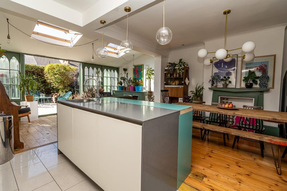 Patio, Kitchen or kitchenette, Seating area, Dining area