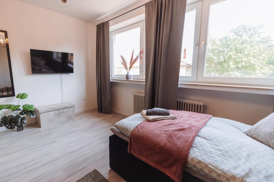 Habitania Homes - 140 qm - 6-Bett Design Apartment - im Herzen Oldenburgs Apartment in Oldenburg
