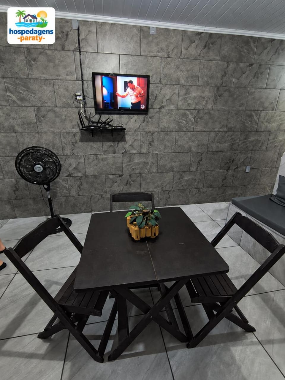 Communal lounge/ TV room