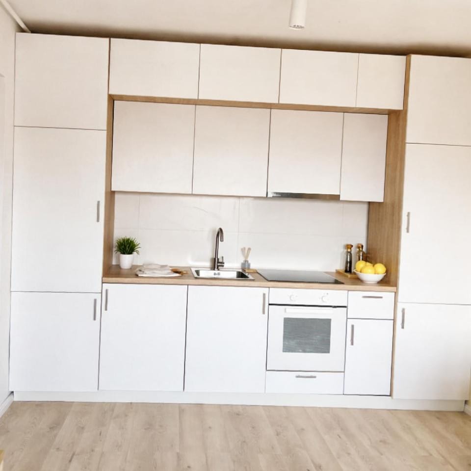 Quiet Corner Apartment in Bucharest