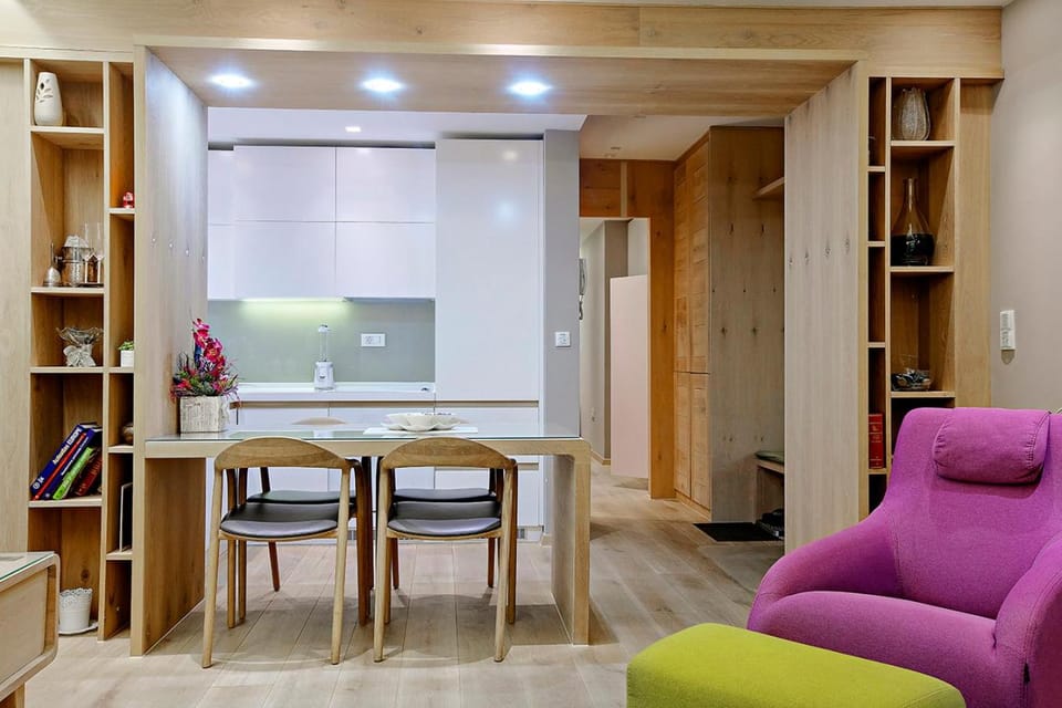Coffee/tea facilities, Kitchen or kitchenette, Dining area