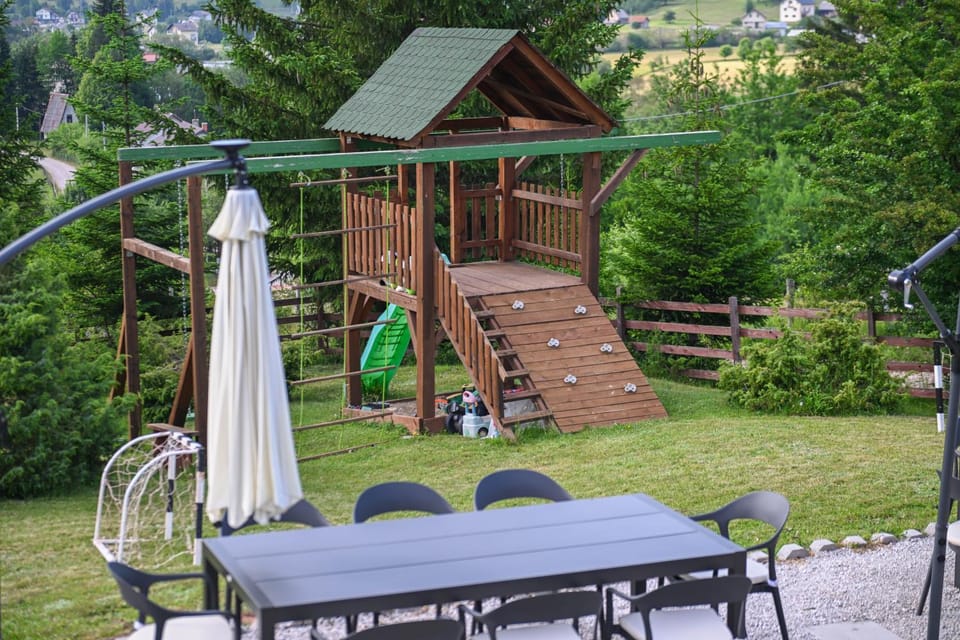 Country Chic Villa with Pool Villa in Bosnia and Herzegovina